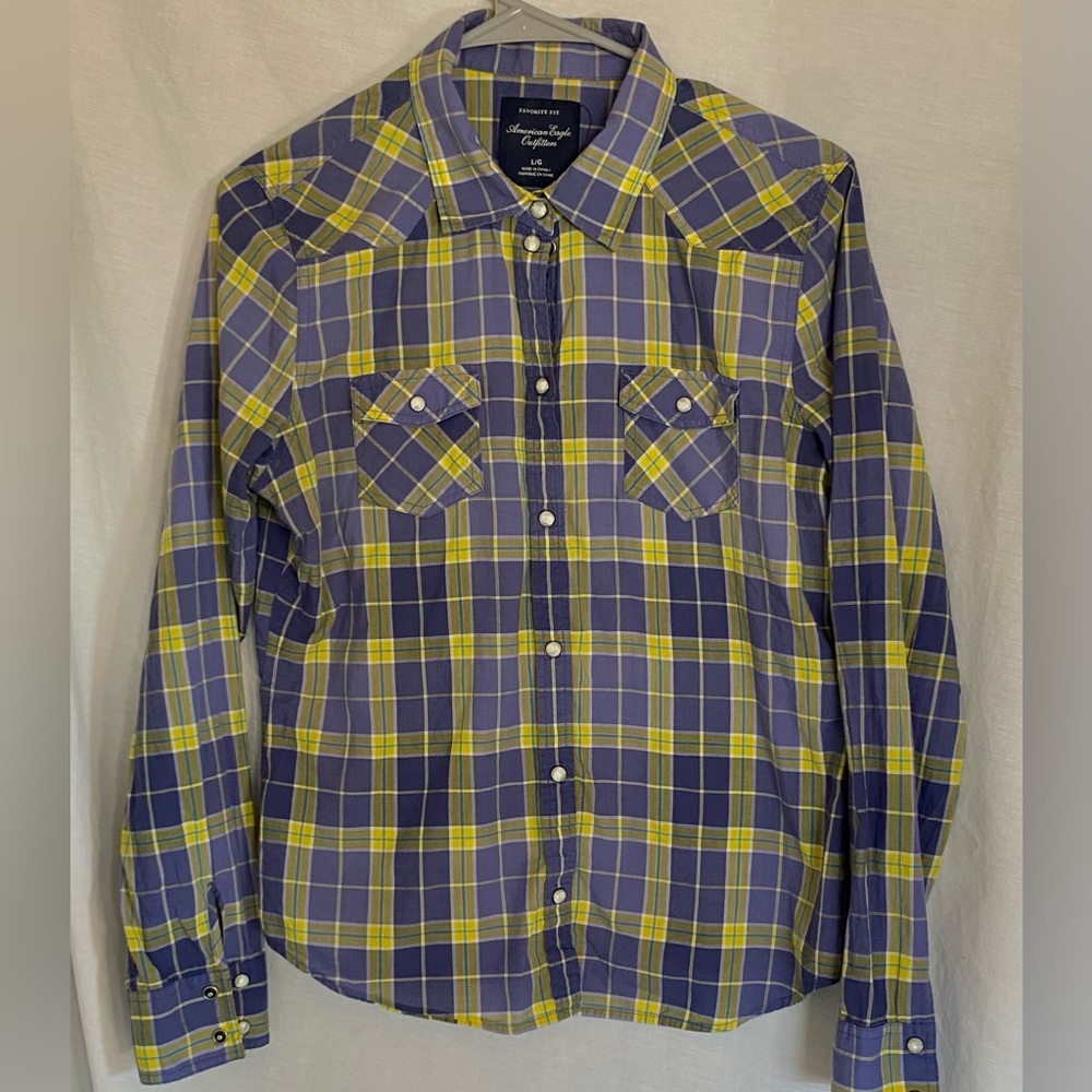 American Eagle Outfitters Women’s Western Shirt Pearlized snap buttons XL